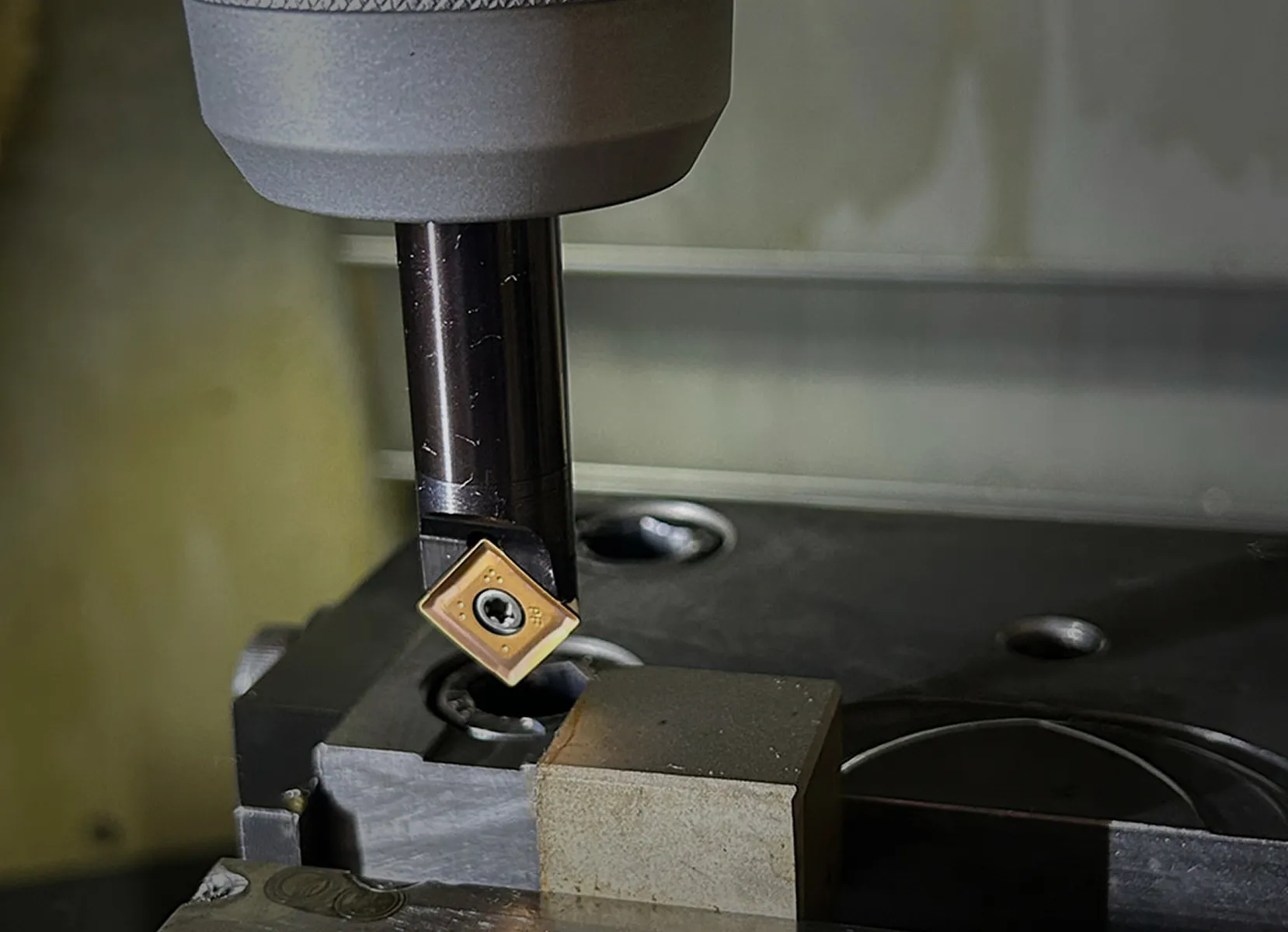 チップ式面取りミル